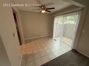 1911 Sawbury Blvd in Columbus, OH - Building Photo - Building Photo
