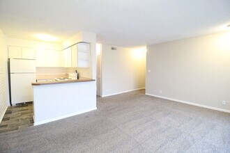 4414 Jarboe St in Kansas City, MO - Building Photo - Building Photo