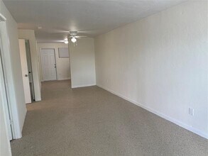 2830 NW 15th Ct in Fort Lauderdale, FL - Building Photo - Building Photo