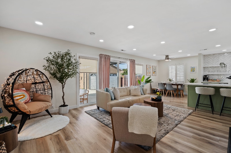 1009 Catalina Ave in Santa Ana, CA - Building Photo