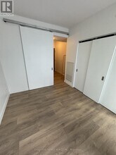 215 Queen St W in Toronto, ON - Building Photo - Building Photo