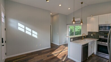 2237 Duvall St in Los Angeles, CA - Building Photo - Building Photo