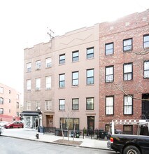 555 Henry St in Brooklyn, NY - Building Photo - Building Photo