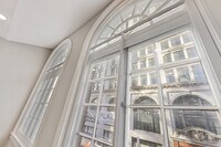 6 S Calvert St photo'