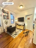 413 E 70th St in New York, NY - Building Photo