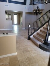 1700 Ravanusa Dr in Henderson, NV - Foto de edificio - Building Photo
