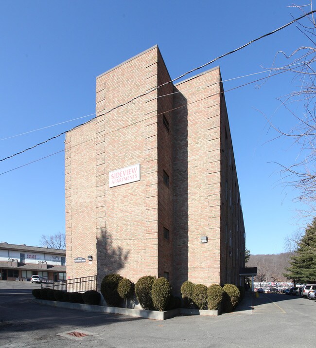 Sideview Apartments in Waterbury, CT - Foto de edificio - Building Photo