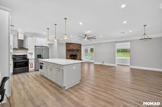 4309 Mink Livsey Rd in Snellville, GA - Foto de edificio - Building Photo