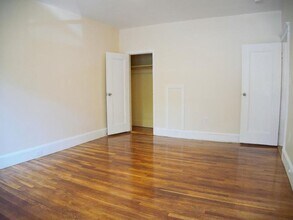 39 Dwight St in Brookline, MA - Building Photo - Building Photo