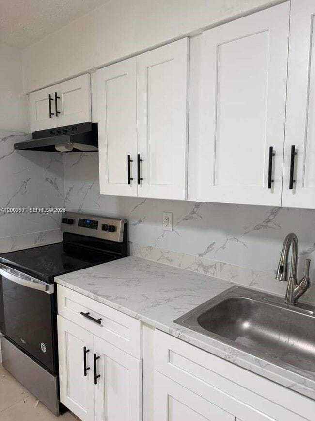 property at 18416 NE 24th Ct