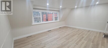 159 Richmond St in Richmond Hill, ON - Building Photo - Building Photo