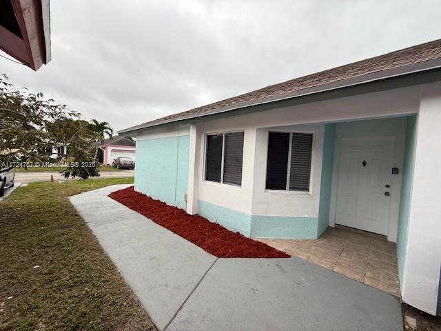 1034 W Jasmine Ln in North Lauderdale, FL - Building Photo - Building Photo