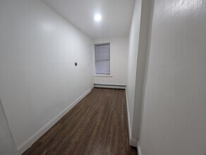 439 Riverside Dr in Lawrence, MA - Foto de edificio - Building Photo