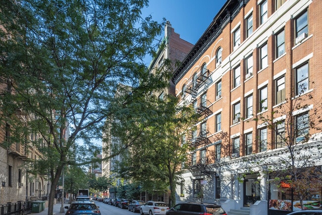 The Barrington in New York, NY - Foto de edificio - Building Photo