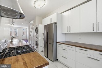 707 15th St NE in Washington, DC - Building Photo - Building Photo