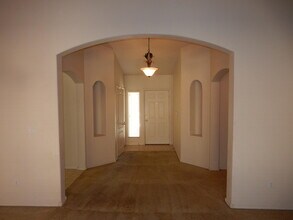 10516 Bitter Creek Dr NW in Albuquerque, NM - Building Photo - Building Photo