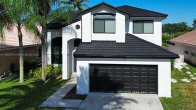1211 SW 178th Way in Pembroke Pines, FL - Building Photo - Building Photo