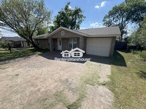 5502 Wellington Dr in Austin, TX - Building Photo - Building Photo