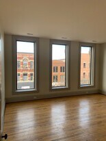 10 1/2 N Sandusky St, Unit 2nd Floor in Delaware, OH - Building Photo