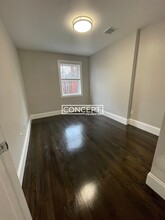 33 Wigglesworth St, Unit 2 in Boston, MA - Building Photo - Building Photo