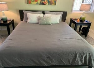 15 Pelham Rd in Asheville, NC - Building Photo - Building Photo