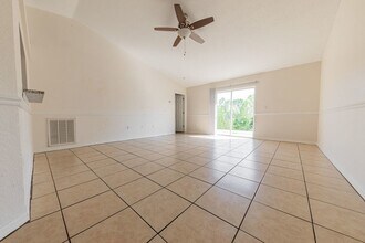 2816 Blush Dr in Lakeland, FL - Building Photo - Building Photo