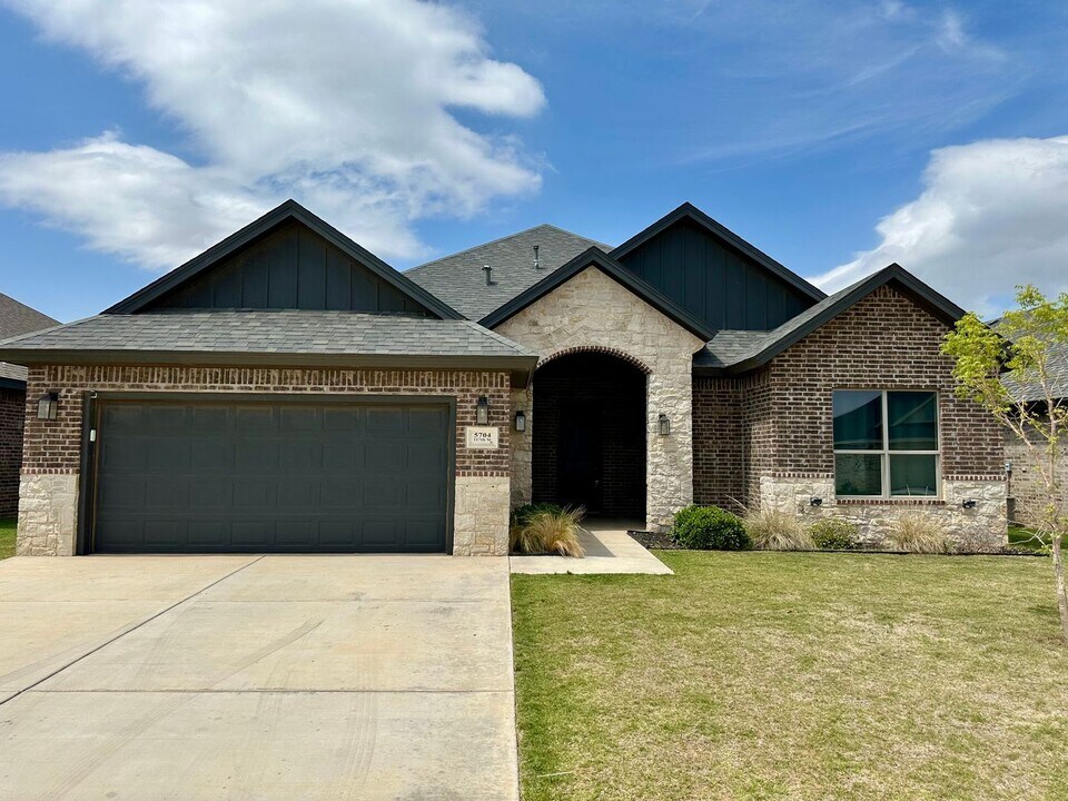 5704 117th St in Lubbock, TX - Building Photo
