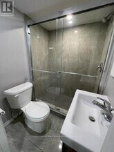 160 Darras Ct in Brampton, ON - Building Photo - Building Photo