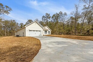 6097 W W Kelly Rd in Tallahassee, FL - Building Photo - Building Photo