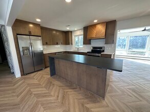 3711 Ruthland Dr in Troy, MI - Building Photo - Building Photo