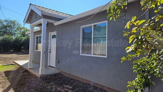 45 Banchio St in Bay Point, CA - Building Photo