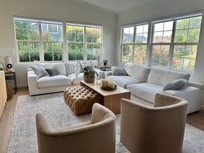 50 Bridgewater Dr in San Rafael, CA - Foto de edificio - Building Photo