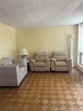2400 NE 9th St in Fort Lauderdale, FL - Foto de edificio - Building Photo