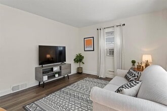 130 Raleigh St in Rochester, NY - Building Photo - Building Photo