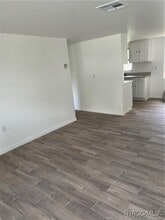 8 W Murray St in Beverly Hills, FL - Building Photo - Building Photo