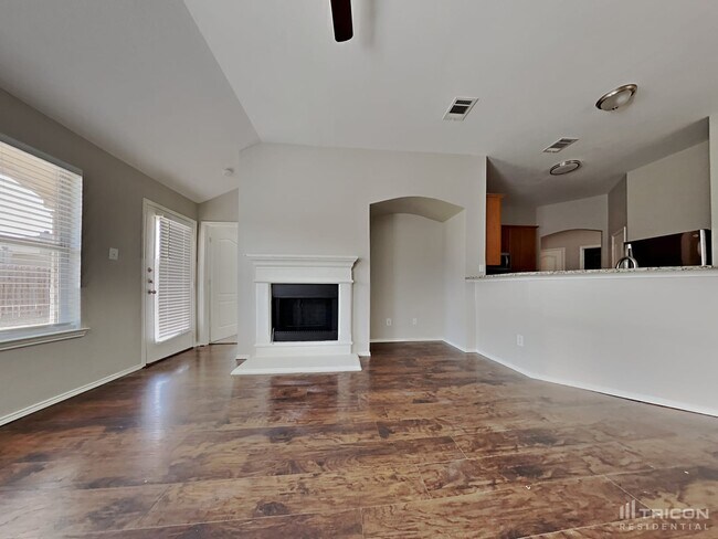 9024 Weller Ln in Fort Worth, TX - Building Photo - Building Photo