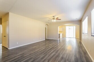 17041 W Aberdeen Dr in Surprise, AZ - Building Photo - Building Photo
