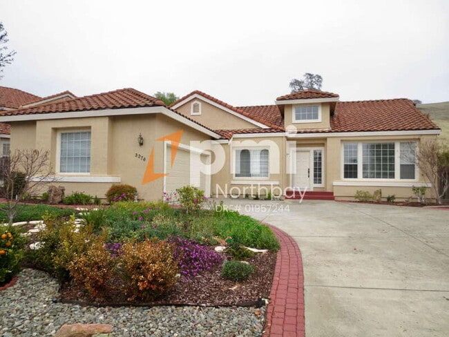 property at 3276 Formby Ln