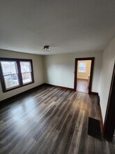 2036 Kearney Ave, Unit Upper in Racine, WI - Building Photo - Building Photo