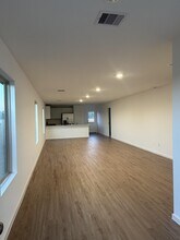 748 Autumn Cherry Trl in Magnolia, TX - Building Photo - Building Photo