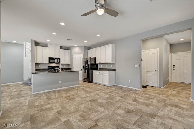 property at 864 Royal Amethyst Way
