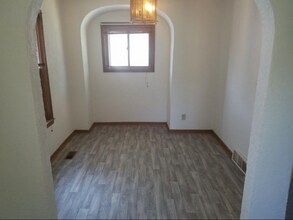 504 Parkwood St in Monroe, MI - Foto de edificio - Building Photo