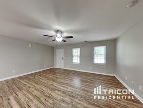 605 Avondale Dr in Clayton, NC - Building Photo - Building Photo