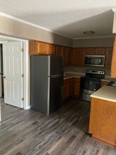 Oakwood Village Apartments in Tupelo, MS - Building Photo - Building Photo