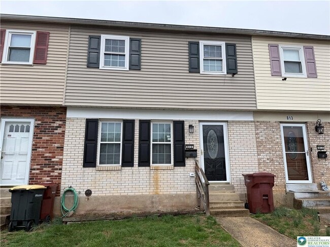 property at 815 Fernhill Ln