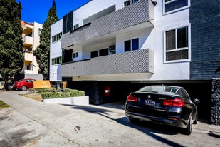 514 S Mariposa Ave, Unit 110 in Los Angeles, CA - Building Photo