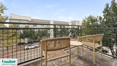 810 W St Johns Ave, Unit 2323 in Austin, TX - Building Photo - Building Photo