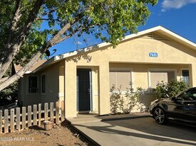 7431 E Lobo Way in Prescott Valley, AZ - Building Photo