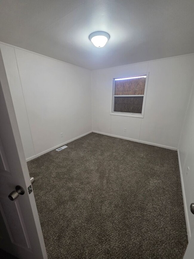 1735 Parklane Dr in Sauget, IL - Building Photo - Building Photo