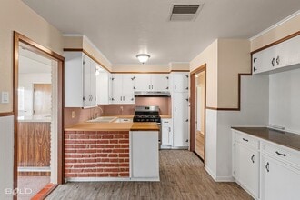 1706 Shady Grove Dr in Bossier City, LA - Building Photo - Building Photo